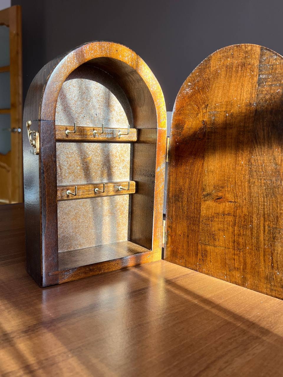 Handmade wooden wall key holder. Wood Carved key box